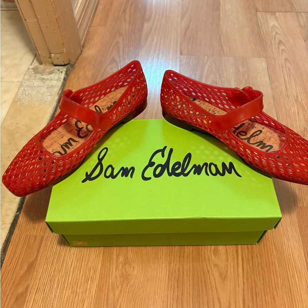 Sam Elderman Flats - image 6